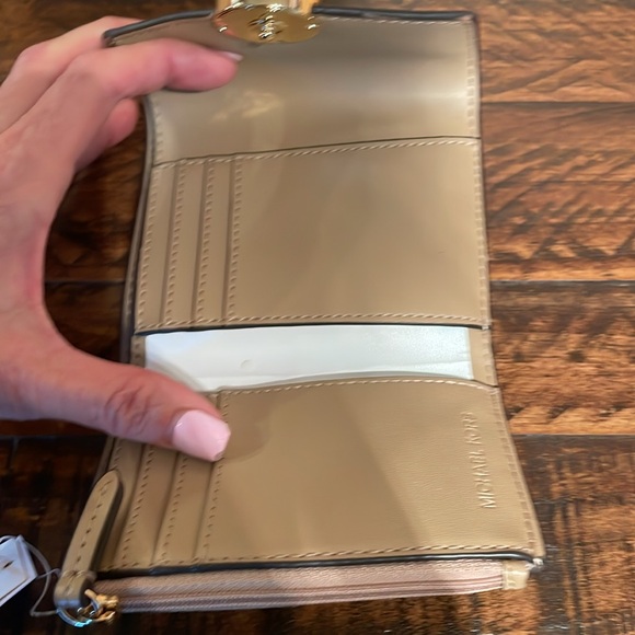 NWT Michael Kors Carmen Genuine Calf Hair & Leather Bifold Wallet MSRP $258 - Picture 7 of 9